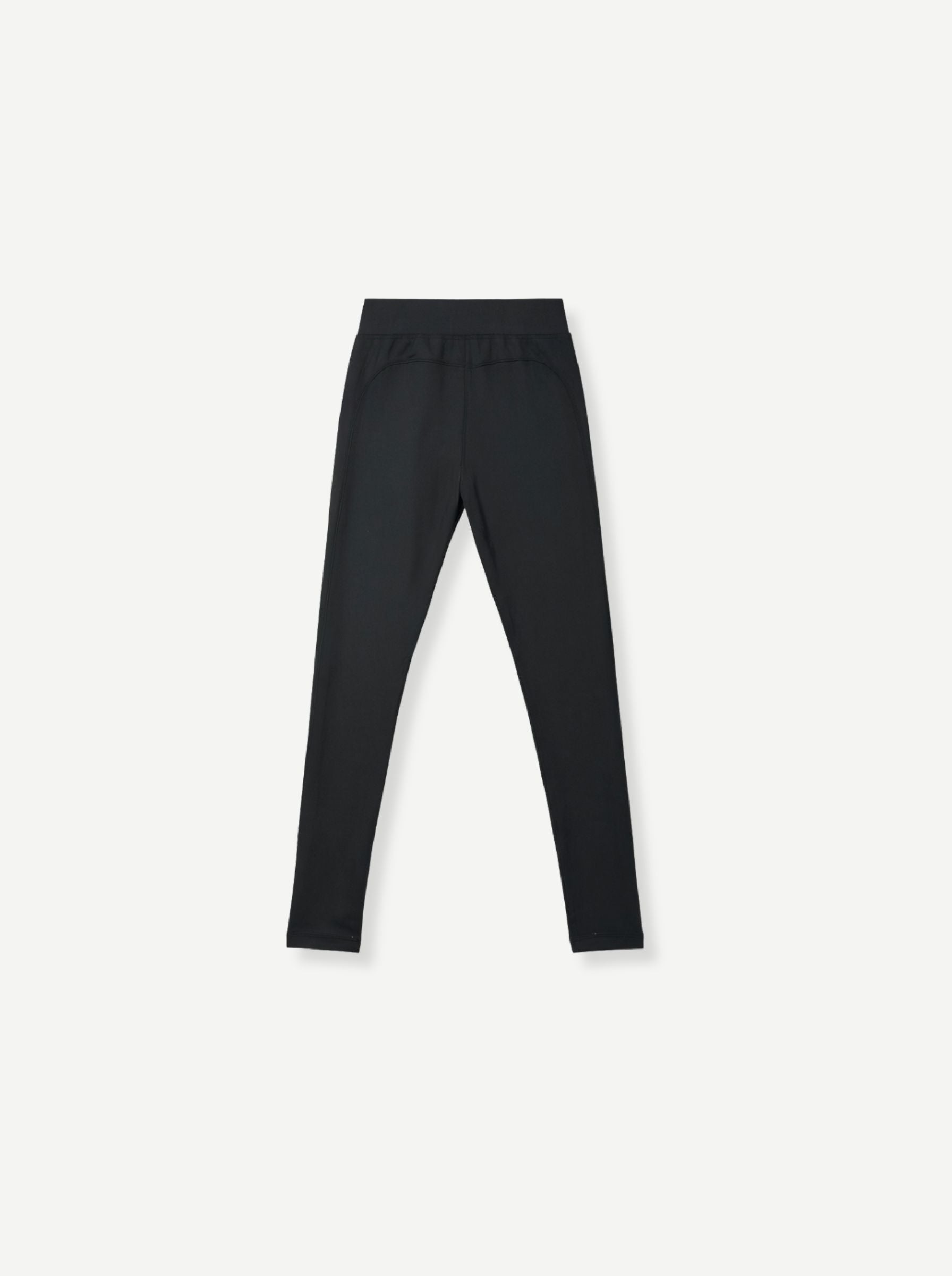 NOCTURA | FORM