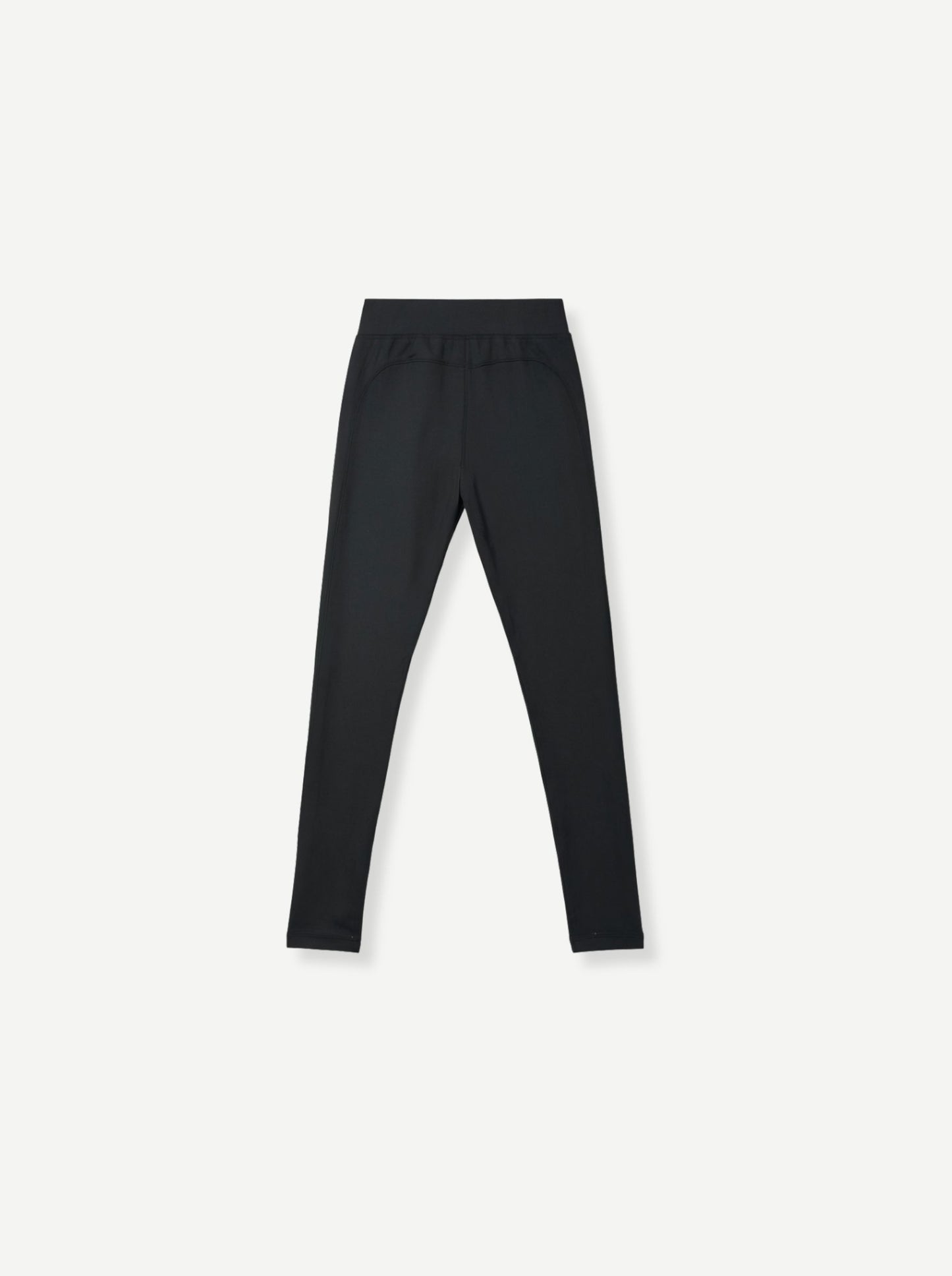 NOCTURA | FORM